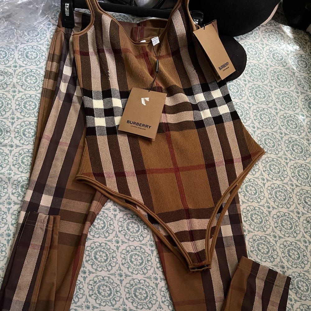 NWT tags women Burberry 2 piece size large.
